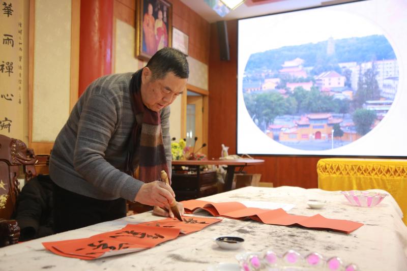 IMG_8356.JPG IMG_8356.JPG